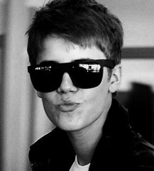 Бибер1 Джастин Бибер,Beauty And A Beat,Ники Минаж,клип