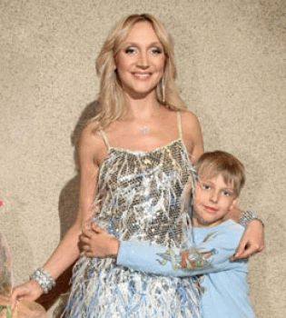 Кристина Орбакайте с сыном - счастливые