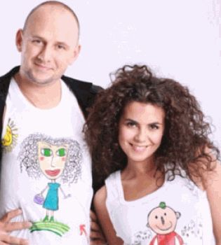 Потап и Настя Каменских в разрисованных футболках