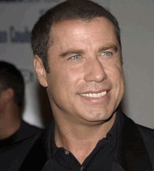 Джон Траволта широкомордый