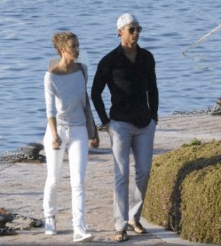 Криштиану Роналдо и русская модель