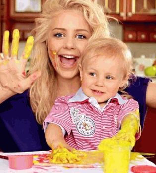 Тина Кароль и сын