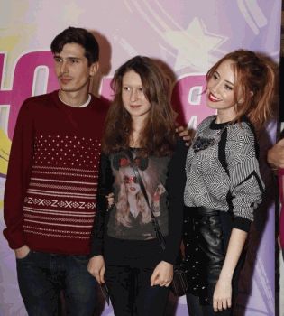 время и стекло юная леди