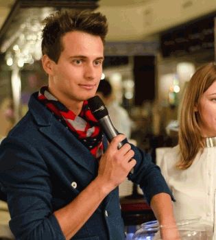 Александр Скичко