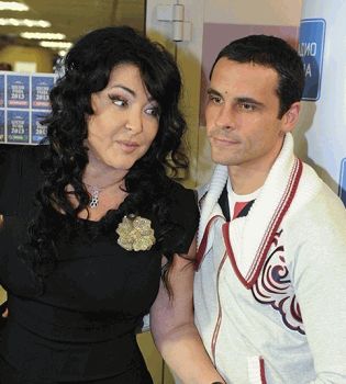 Лолита с мужем