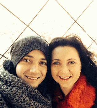 Стас Шуринс с мамой