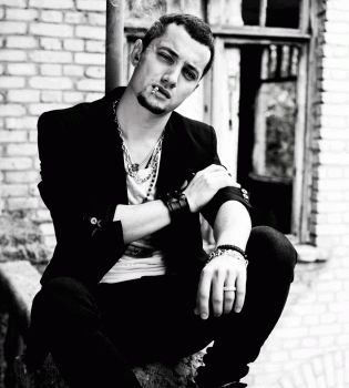 Стас Шуринс