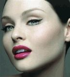 Софи Эллис-Бекстор новое