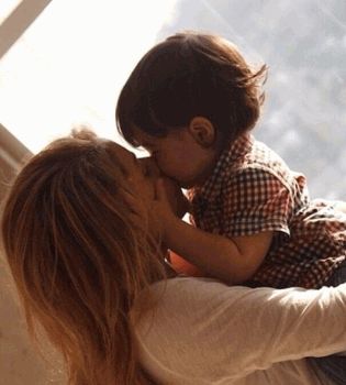 Звездные мамочки