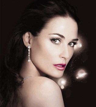 Деми Мур новое