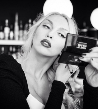 Оля Полякова 3