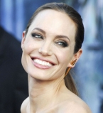 Анджелина Джоли лицо крупный план