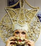 Оля Полякова кокошник