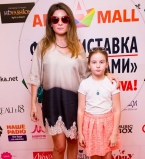 Жанна Бадоева с дочерью