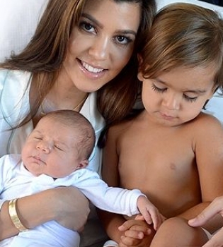 Кортни Кардашьян ждет третьего ребенка