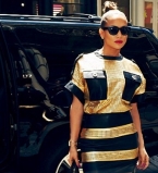 Дженнифер Лопес в стильном наряде