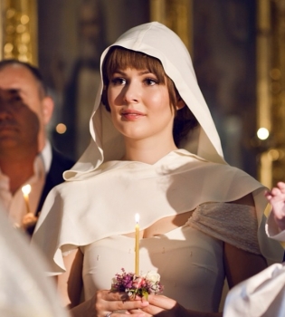 Мария Кожевникова на крестинах сына