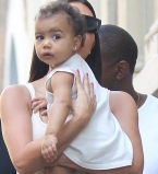 Дочь Ким Кардашьян и Кэни Уэст отмечает свой первый день рождения