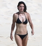 Кортни Кокс в бикини