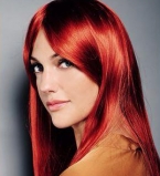 Мерьем Узерли примеряет модные образы