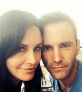 Кортни Кокс выходит замуж