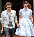 Кира Найтли вышла в свет со своим мужем