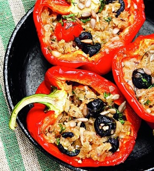 Перец с овощами и сыром