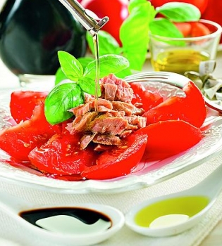 Французский салат с тунцом