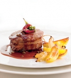 Вырезка в винном соусе