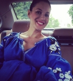 Маша Ефросинина демонстрирует беременный животик