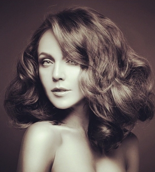 Альбина Джанабаева фото