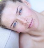 Вера Брежнева без макияжа