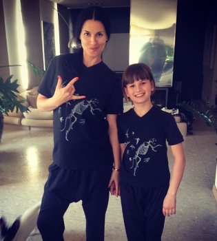 Маша Ефросинина с дочерью