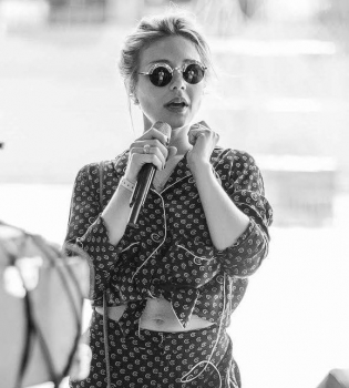 Тина Кароль на репетиции концерта