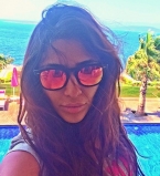 Санта Димопулос отправилась на отдых со своим сыном