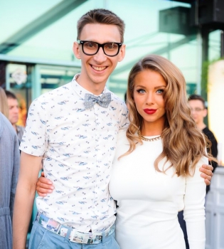 Вячеслав Соломка и Девушка Блонда