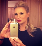 Анна Семенович селфи фото