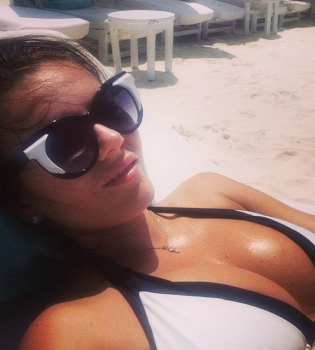 Виктория Крутая на пляже