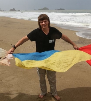 Дмитрий Комаров