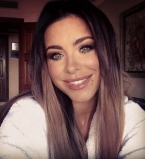 Ани Лорак призывает всех к миру