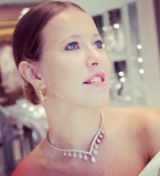 Ксения Собчак демонстрирует лицо без макияжа