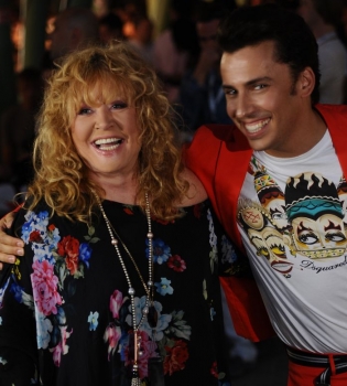 Алла Пугачева и Максим Галкин на открытии Новой волны