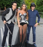 Кети Топурия обнажила стройные ножки