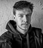 Никита Ефремов женился