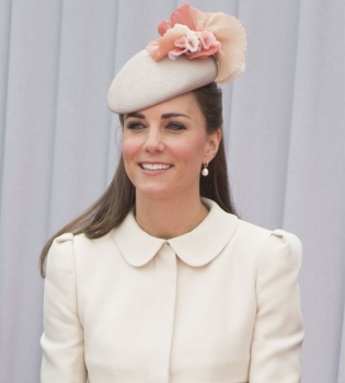 Кейт Миддлтон в элегантном наряде