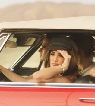 Пенелопа Крус снялась в соблазнительной рекламе Agent Provocateur