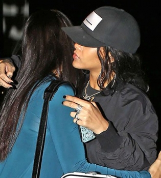 Рианна и Адриана Лима поужинали вместе