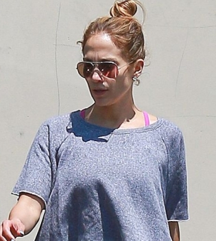 Дженнифер Лопес без макияжа