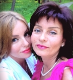 Юлия Волкова показала свою маму