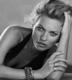 Кейт Мосс крупным планом